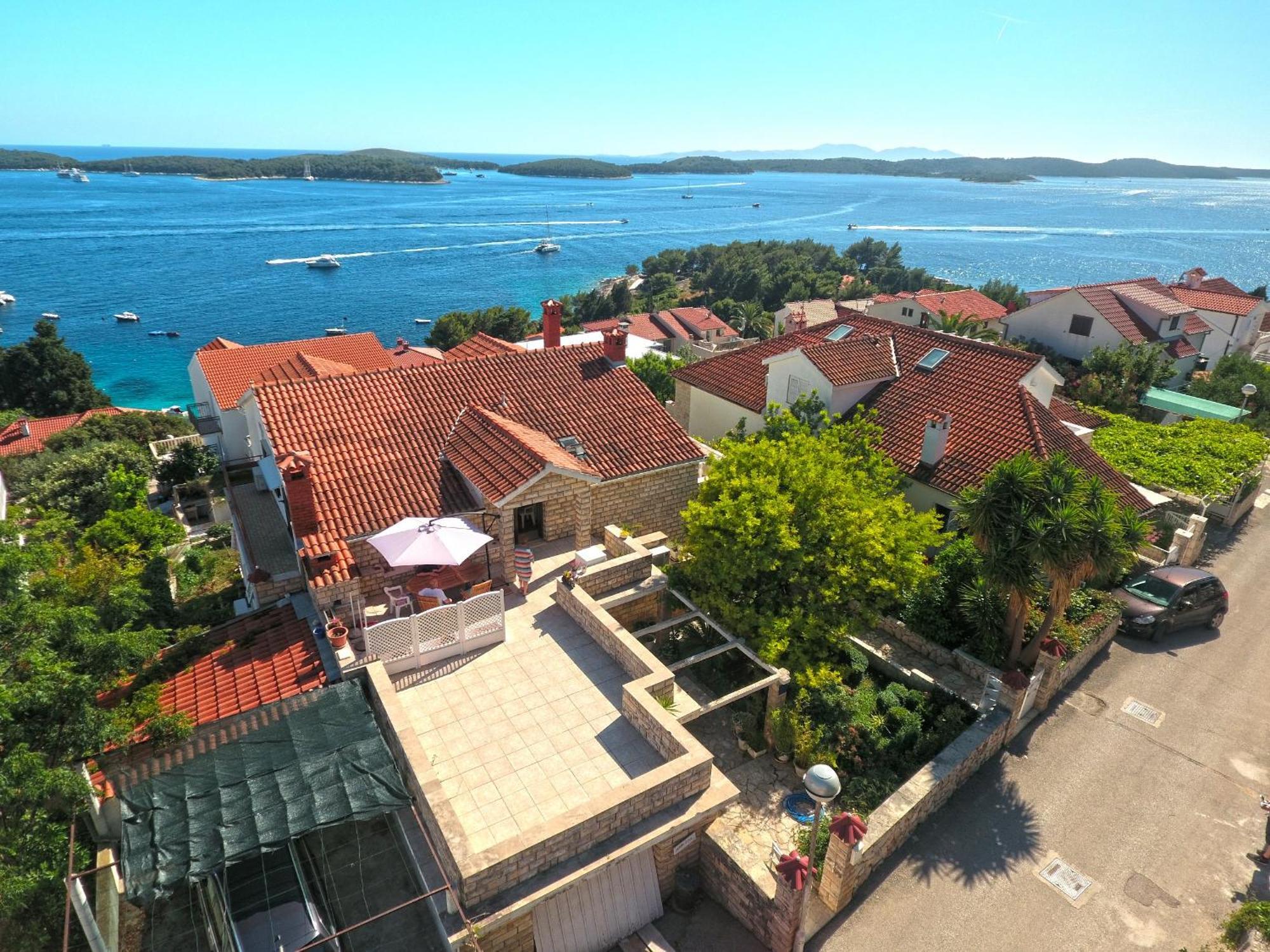 Apartments Vucetic Hvar Town Eksteriør bilde