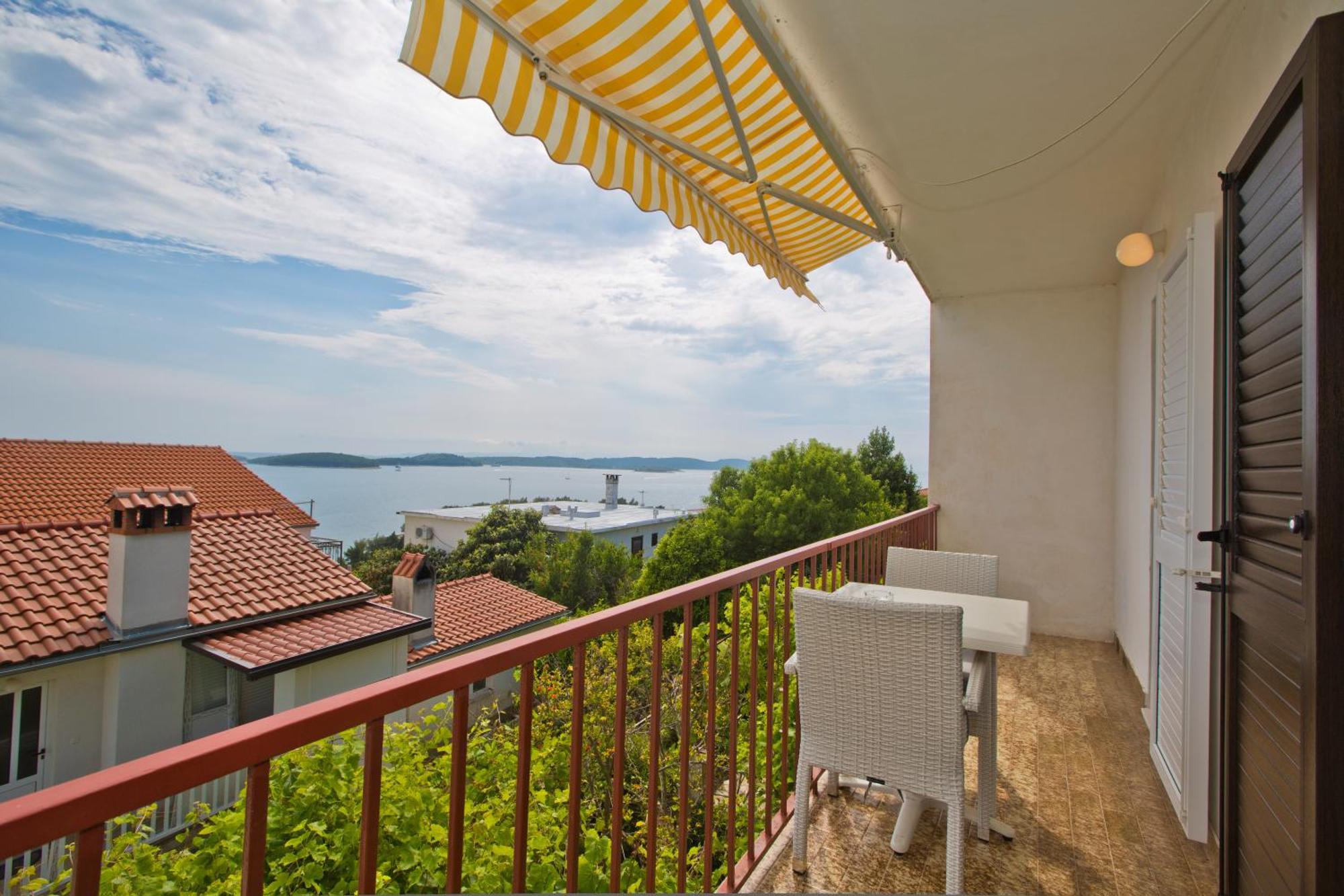 Apartments Vucetic Hvar Town Eksteriør bilde