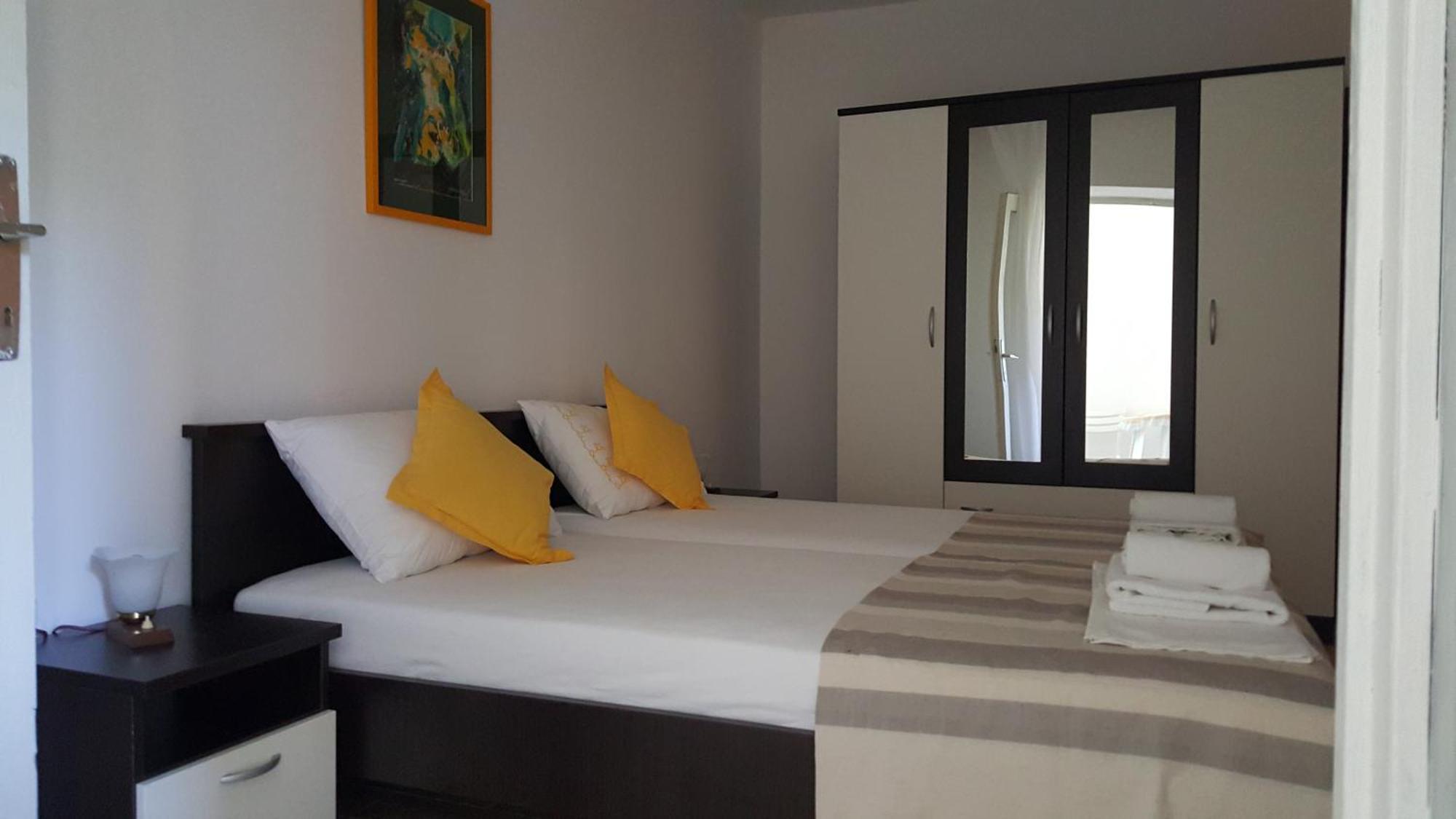 Apartments Vucetic Hvar Town Rom bilde