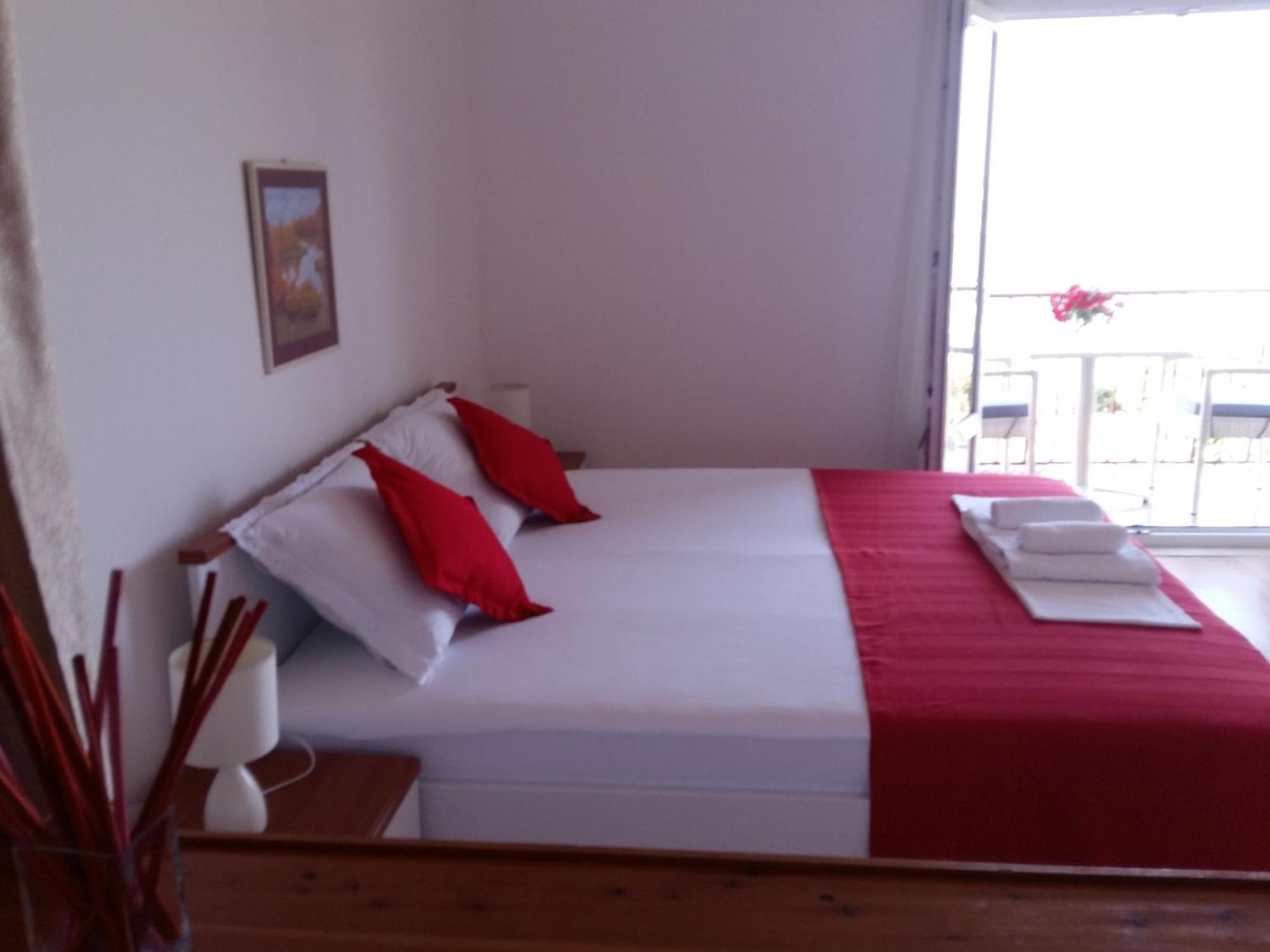 Apartments Vucetic Hvar Town Rom bilde