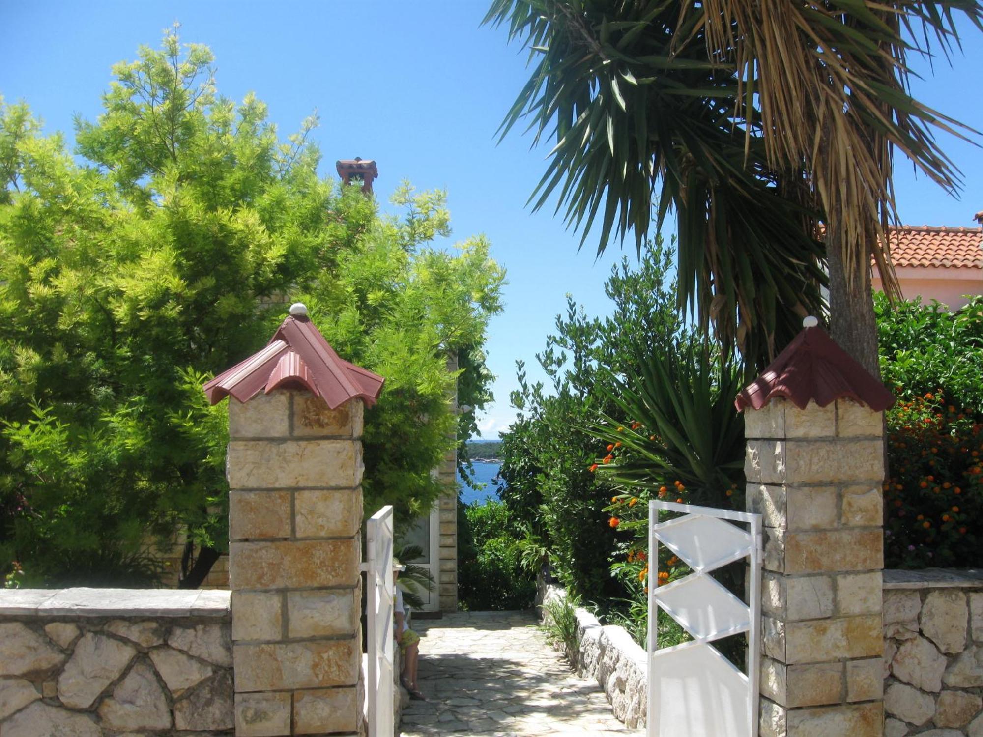 Apartments Vucetic Hvar Town Eksteriør bilde